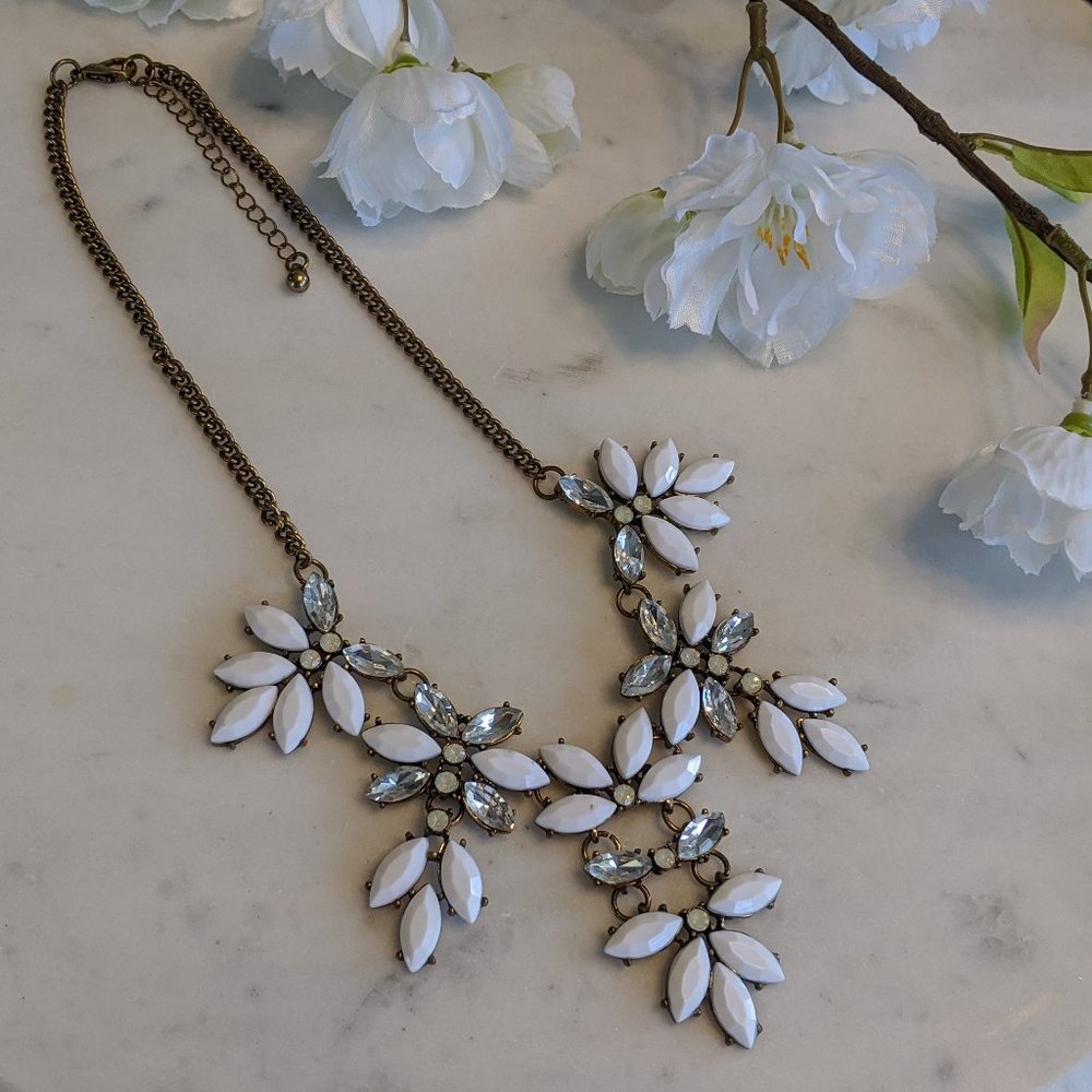 Elegant White & Silver Statement Necklace